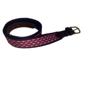 Boys vineyard vines red fish brass belt size 26
